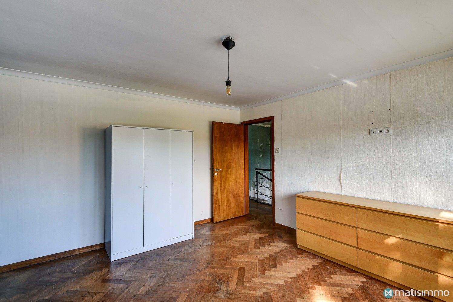 ZEER RUIME TE RENOVEREN GEZINSWONING MET 4 SLAAPKAMERS EN BIJGEBOUW VAN +- 100 M2 OP PERCEEL VAN 1HA 29A 93CA IN DIEPENBEEK foto 16