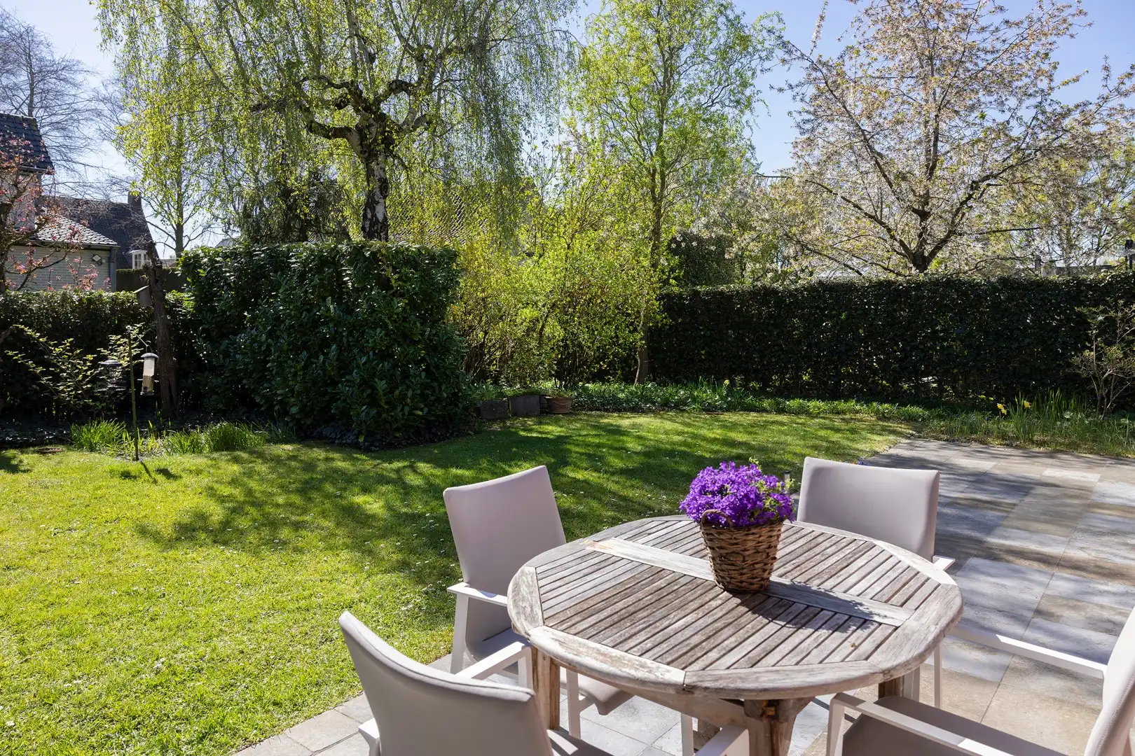 Residentieel gelegen gelijkvloerse alleenstaande woning. foto 7