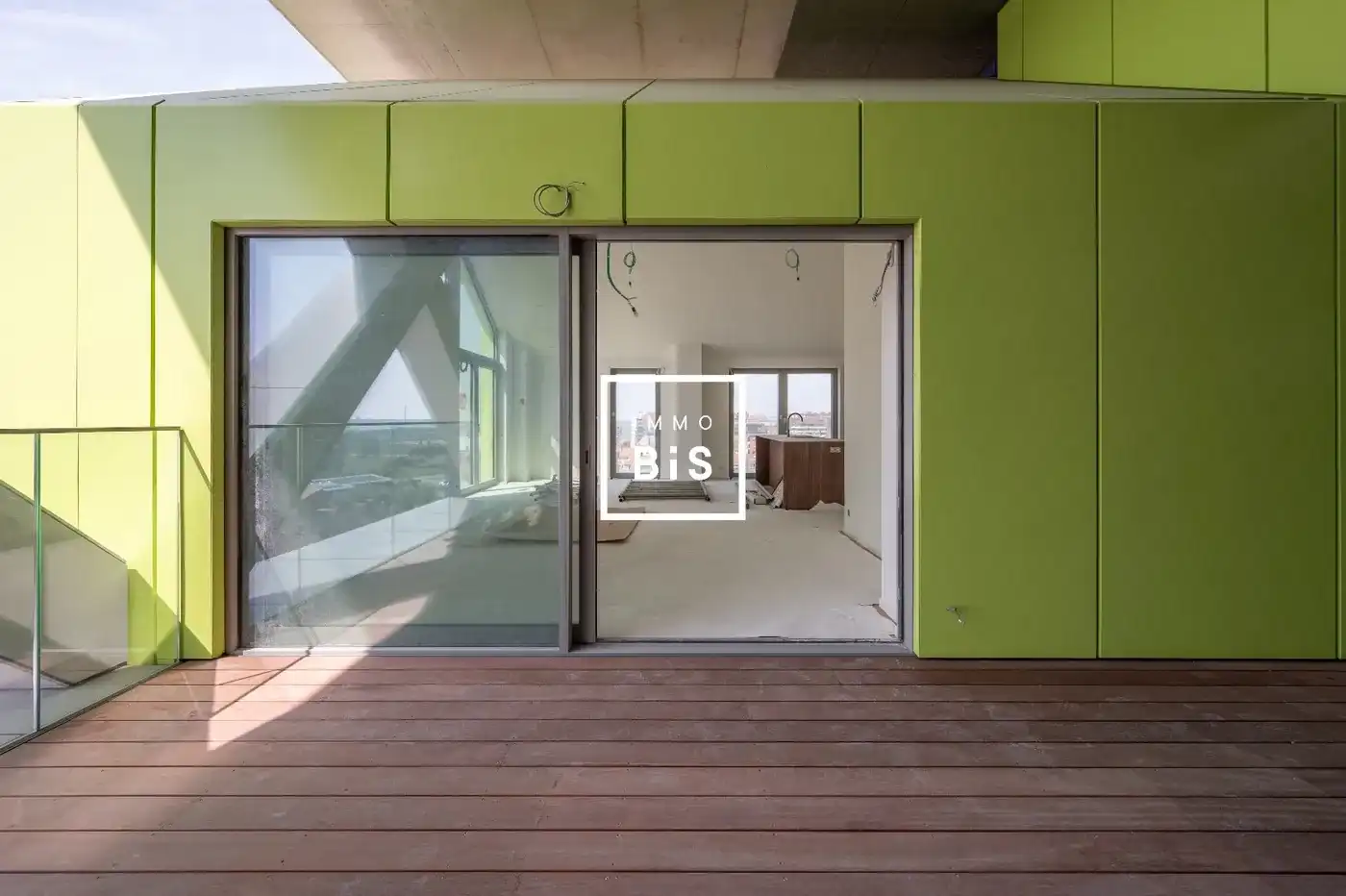 Luxueus afgewerkt appartement 141 m² met ruim terras, aangelegde tuin en adembenemende zichten.  foto 11