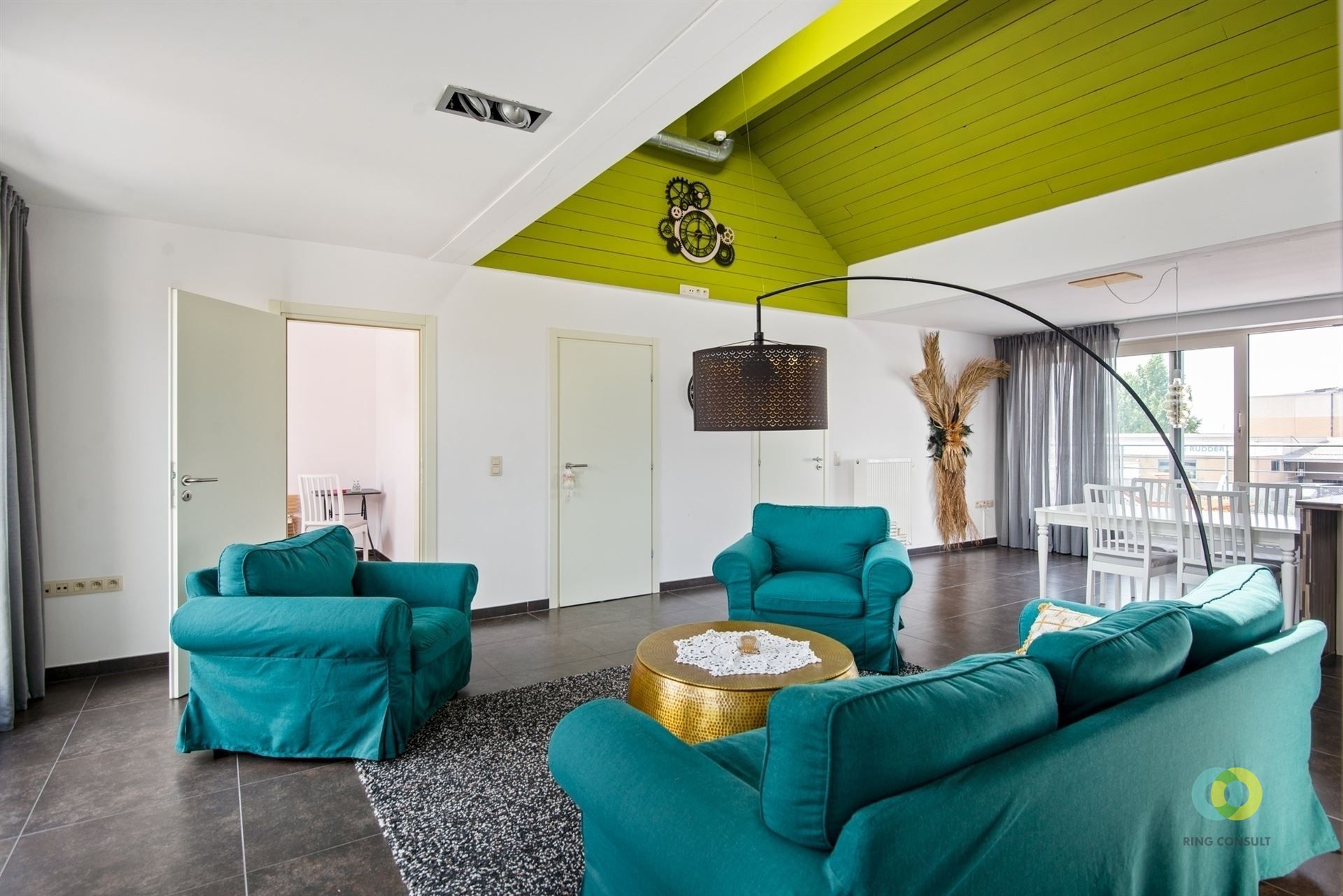 Penthouse met ruim terras en mogelijkheid aankoop garage foto 3