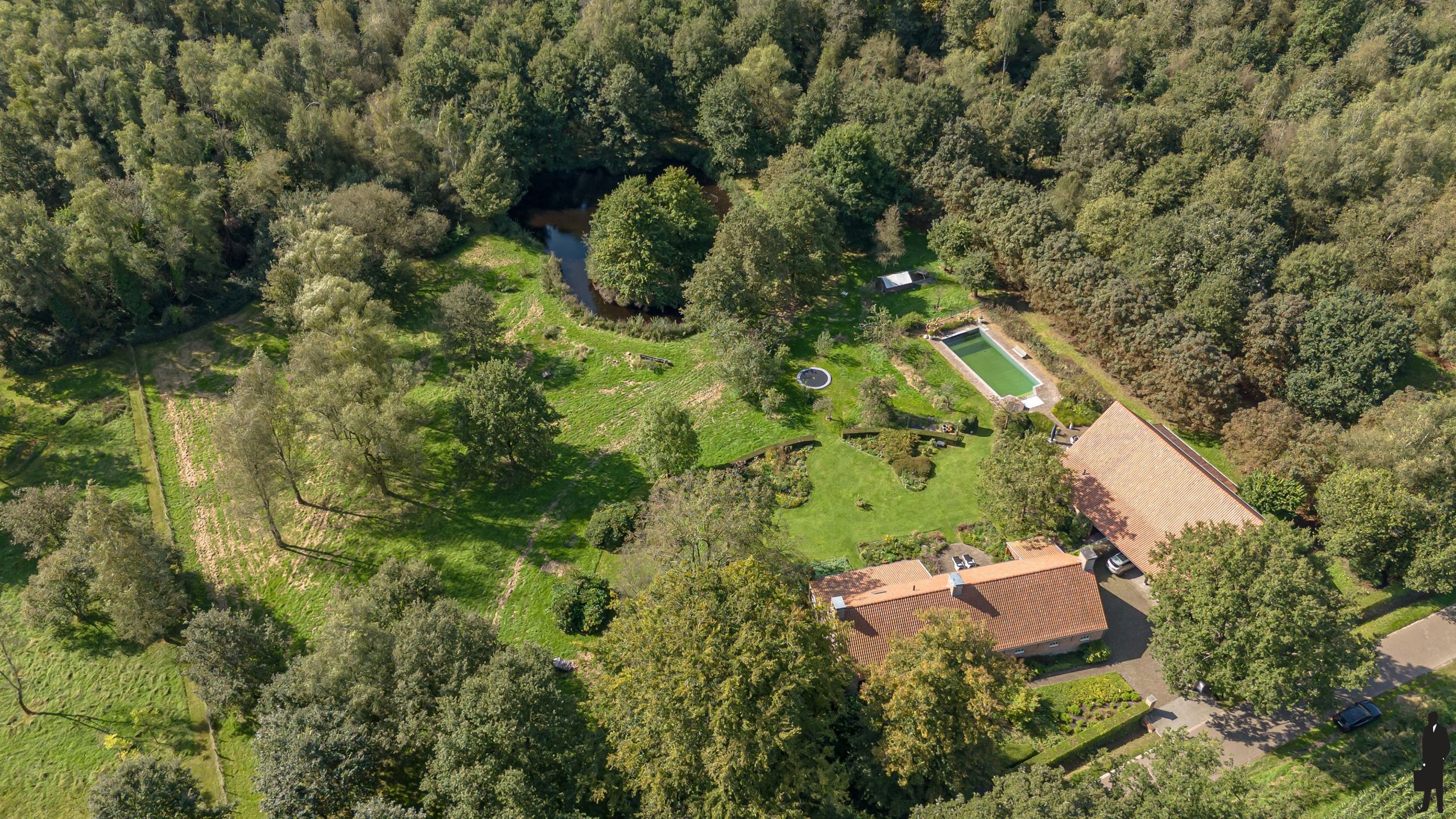 Schitterend landgoed op 25.000m² met boerderij en bijgebouw  foto 36