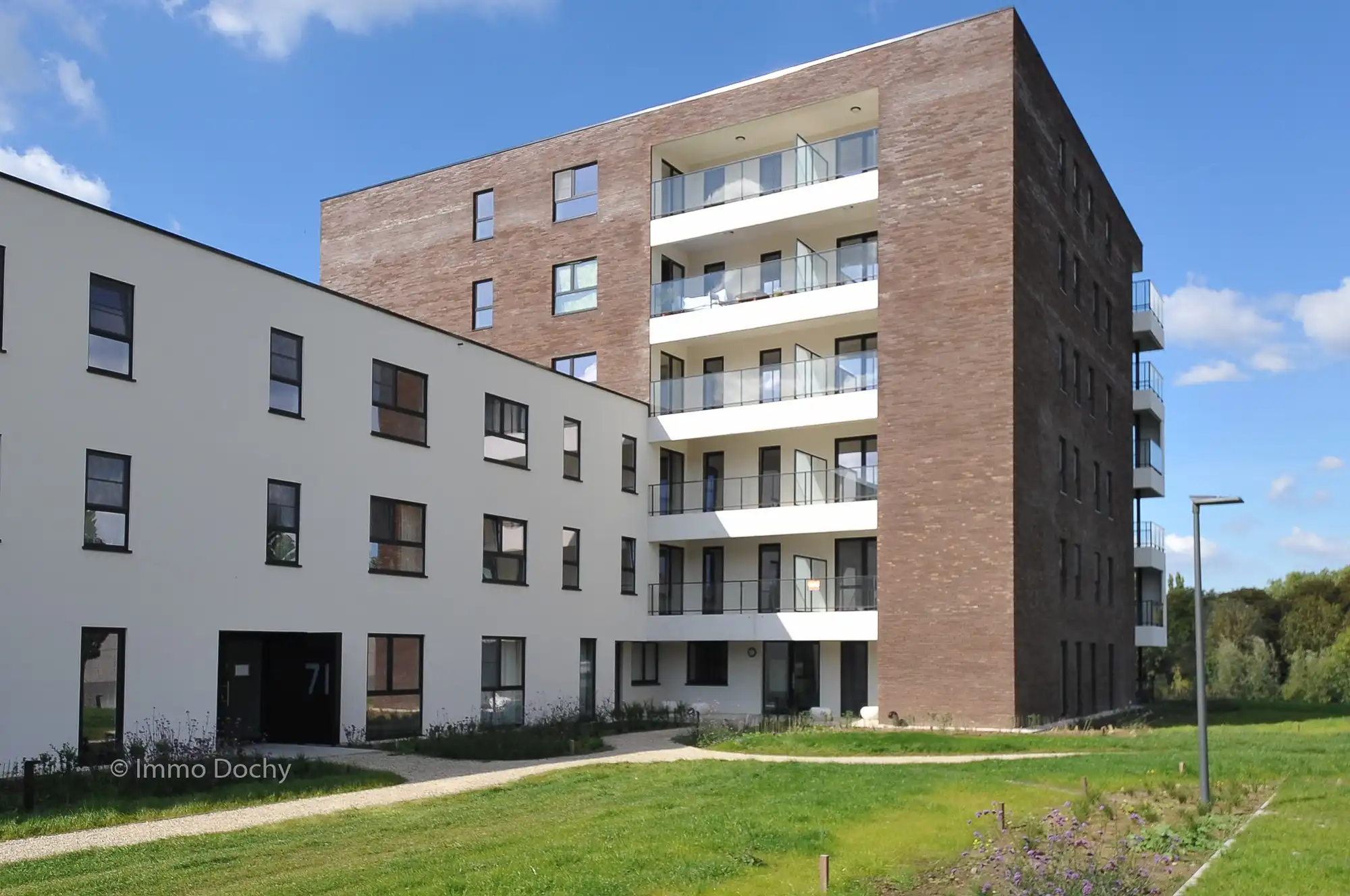 Mooi afgewerkt 3-slaapkamer appartement  op de eerste verdieping met prachtig Leiezicht | Leiestraat foto {{pictureIndex}}