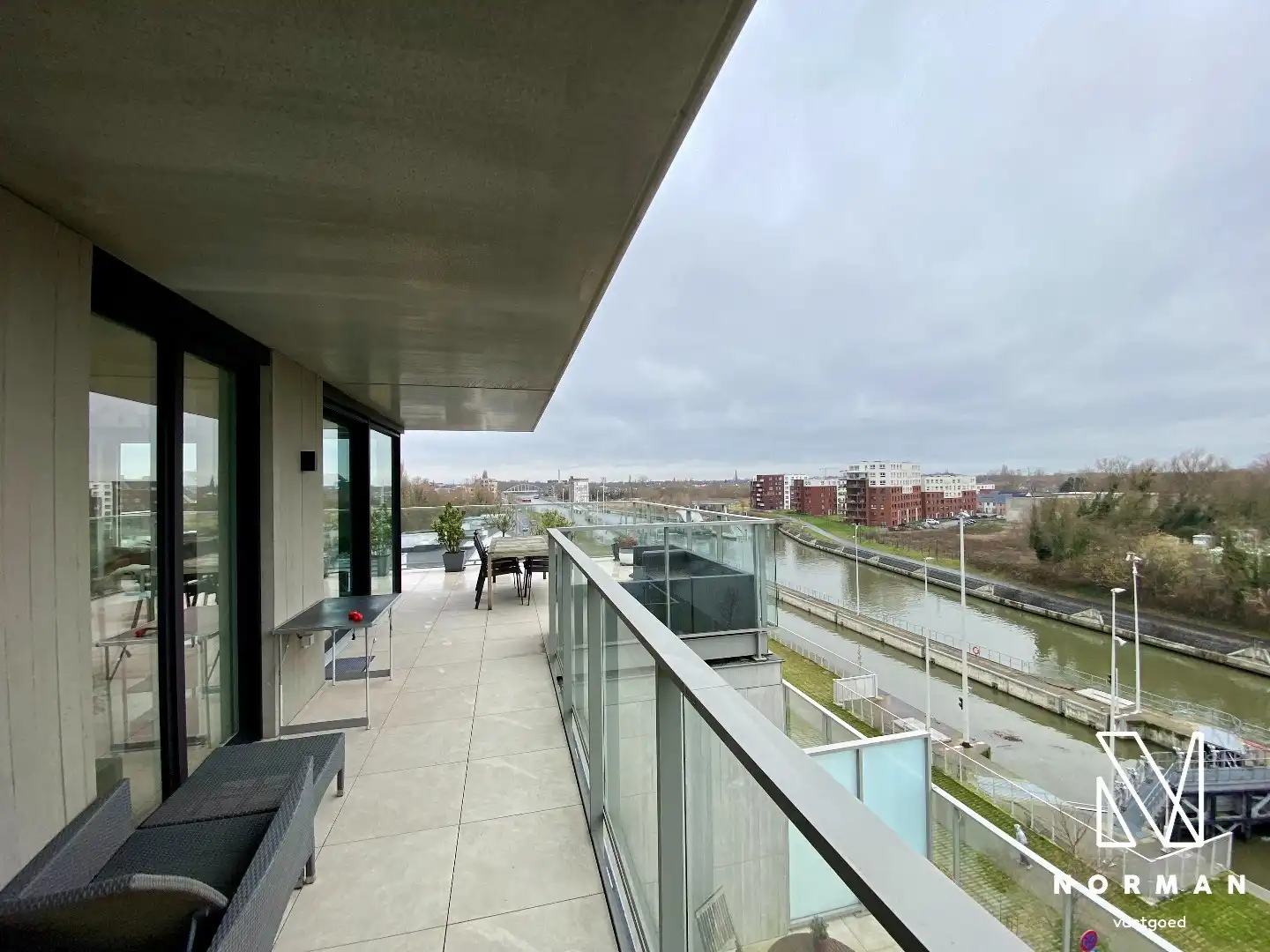 Prachtig appartement aan de Leie te huur!  foto 11