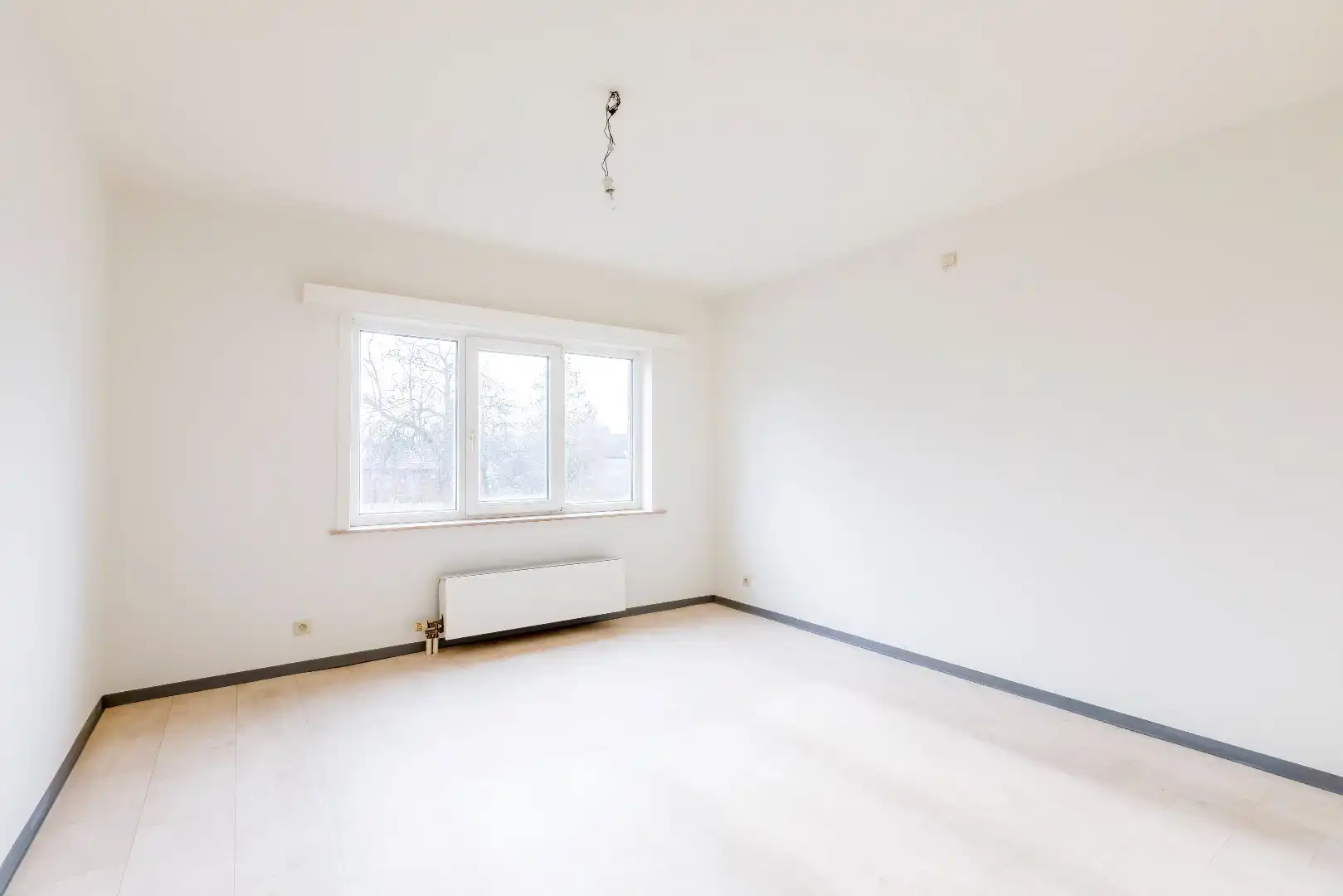 Gunstig gelegen instapklare woning in rij met garage en toffe tuin foto 13