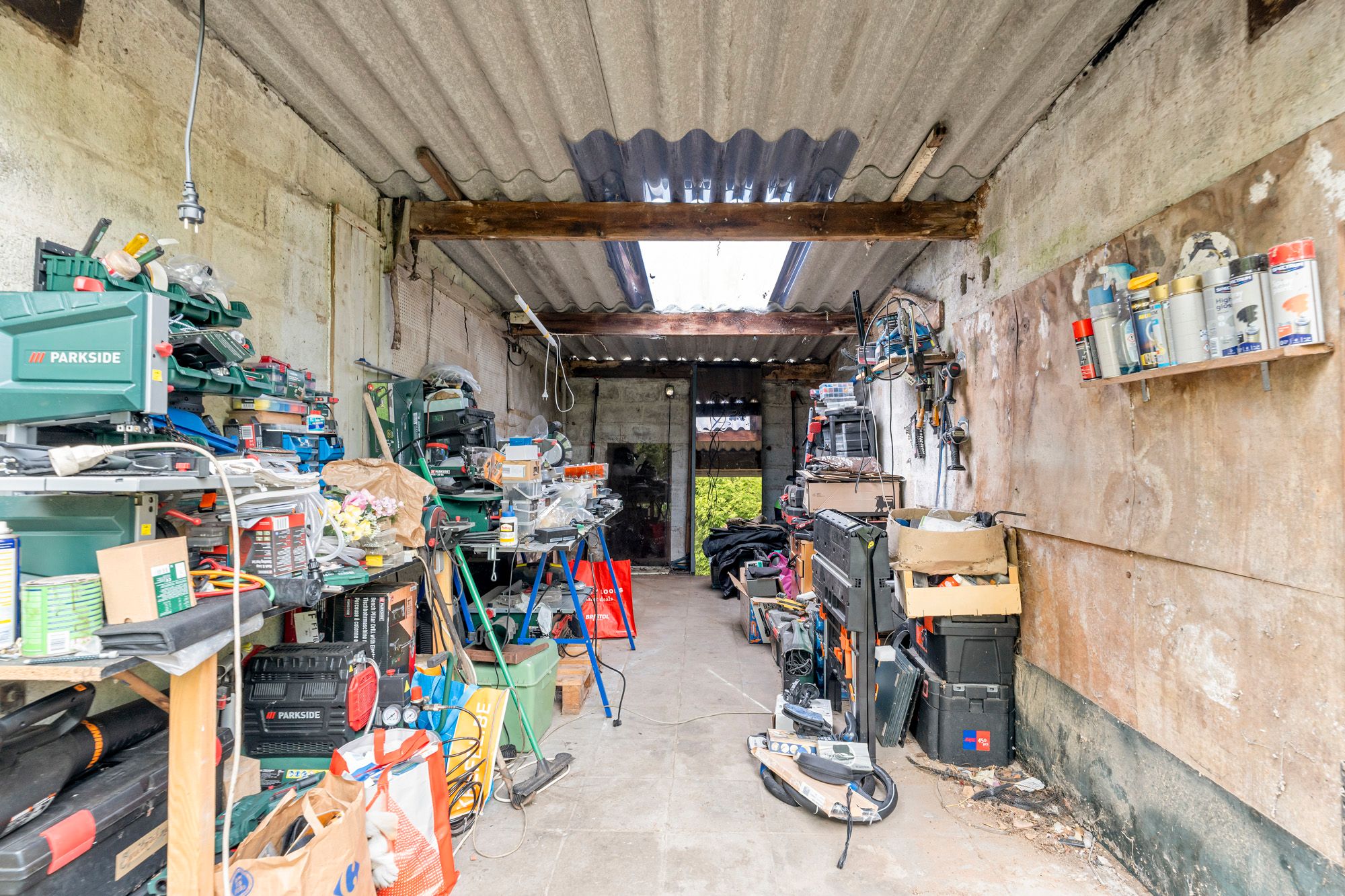 Totaal te renoveren rijwoning voor € 340.000 foto 11