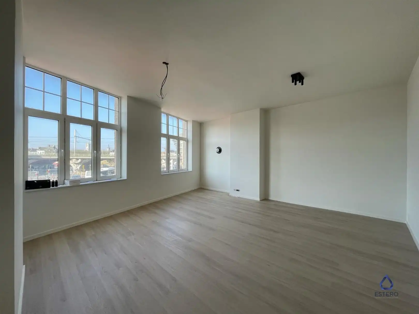 Gerenoveerd appartement op toplocatie te Dampoort foto 2