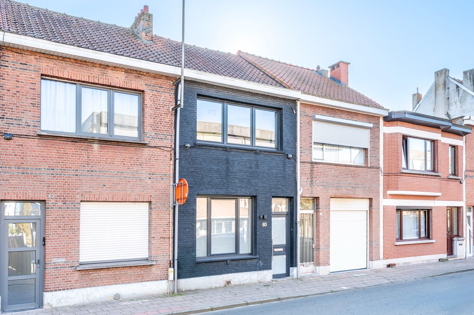 Charmante woning met tuin en karakter in het hart van Hoboken foto {{pictureIndex}}