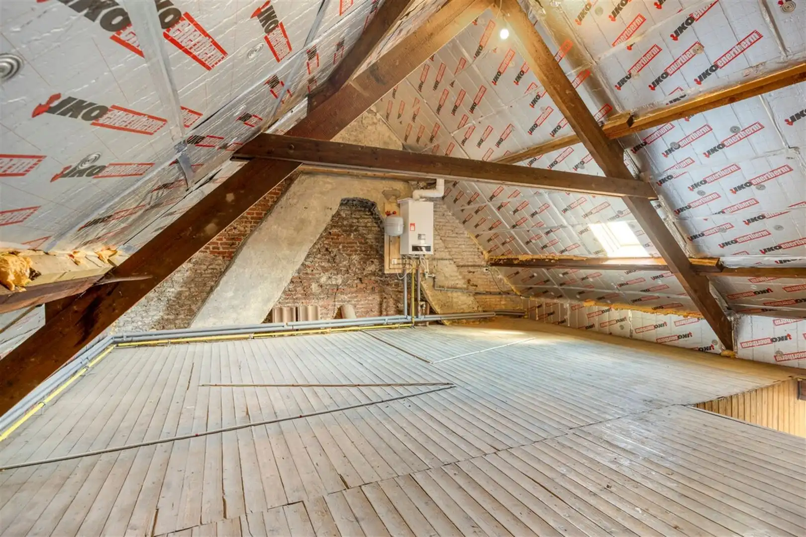 Ruime woning in deelgemeente Ename foto 21