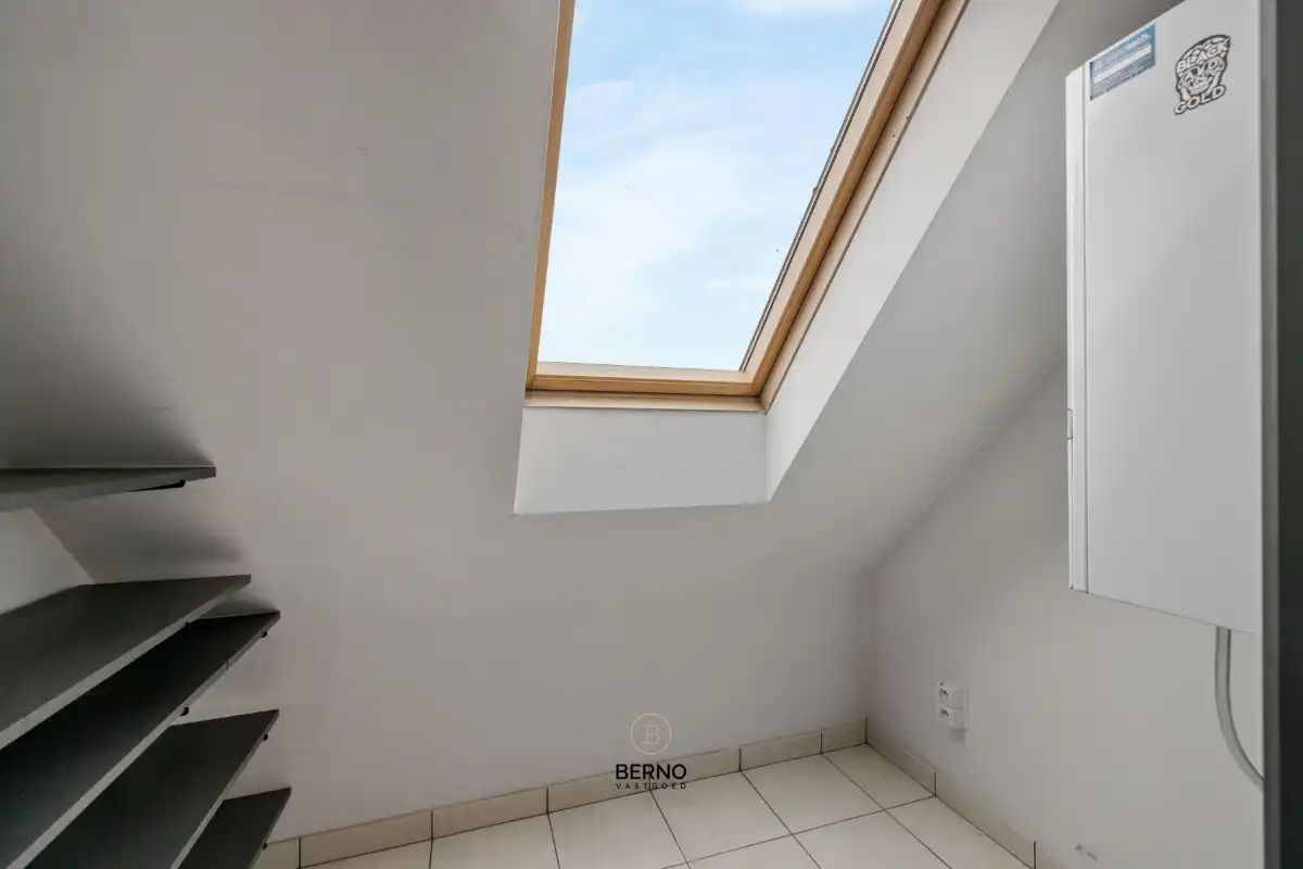 Duplex appartement met garage foto 17