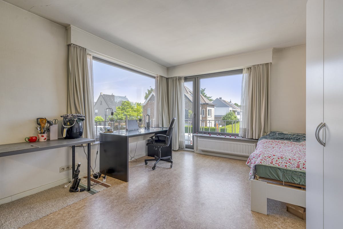 Opbrengstgebouw met 4 entiteiten in Sint-Michiels foto 12