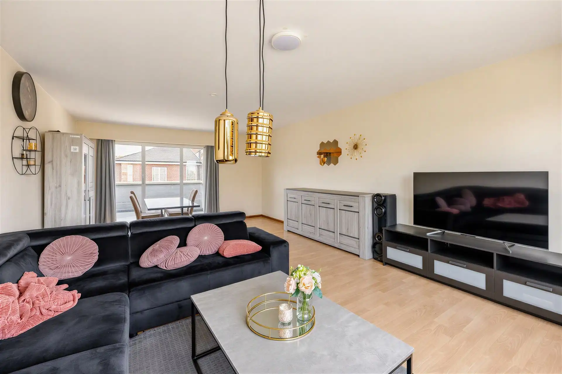 Ruim appartement met 2 slaapkamers in Sint-Niklaas foto 5