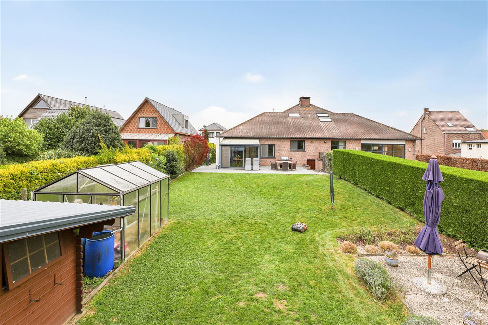 Ruime 3 gevel met 4 slaapkamers foto 30