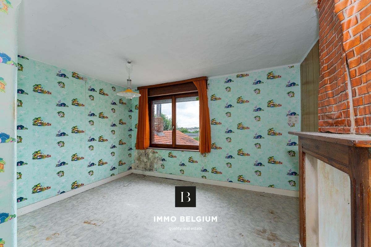 Totaal te renoveren woning in de Noordzeestraat foto 11