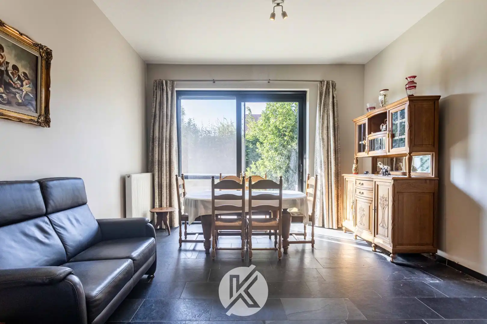 Assistentieflat met 2 slaapkamers foto {{pictureIndex}}