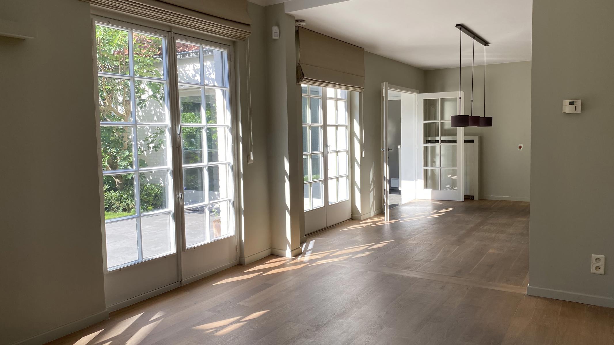 Charmante villa met zwemvijver en veel groen 1.512m2 foto 11