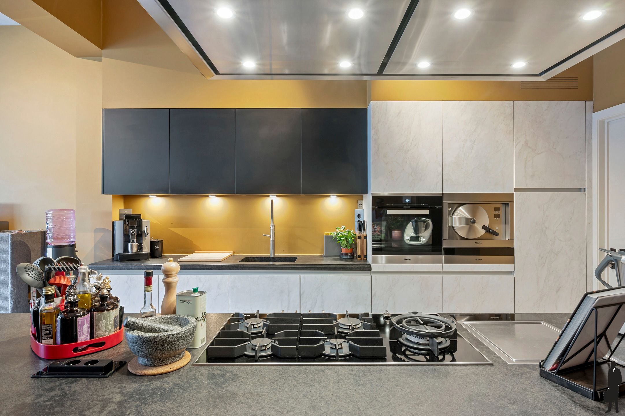 Exclusief gelijkvloers appartement met hoogwaardige afwerking en unieke stadstuin (230m²) foto 15