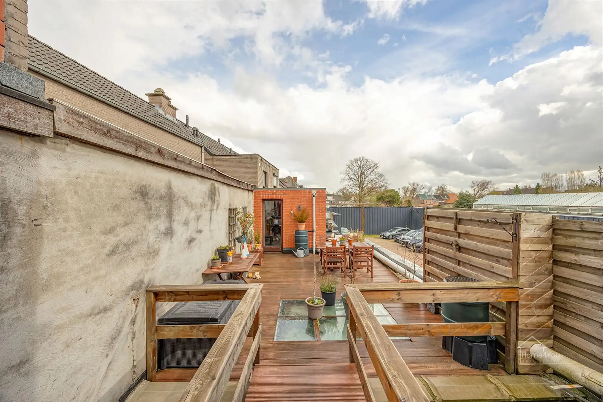 Veelzijdig handelshuis met ruim duplex appartement foto 18