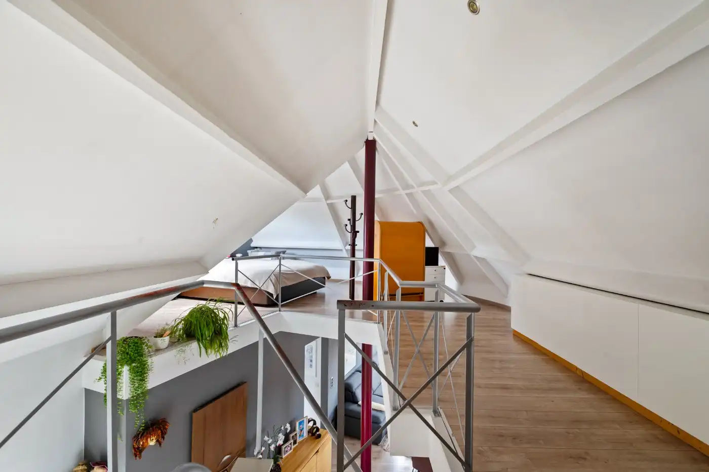 Ruim dakappartement op 2e verd. met 3 slpk., zuid-terras en mogelijks garage foto 21