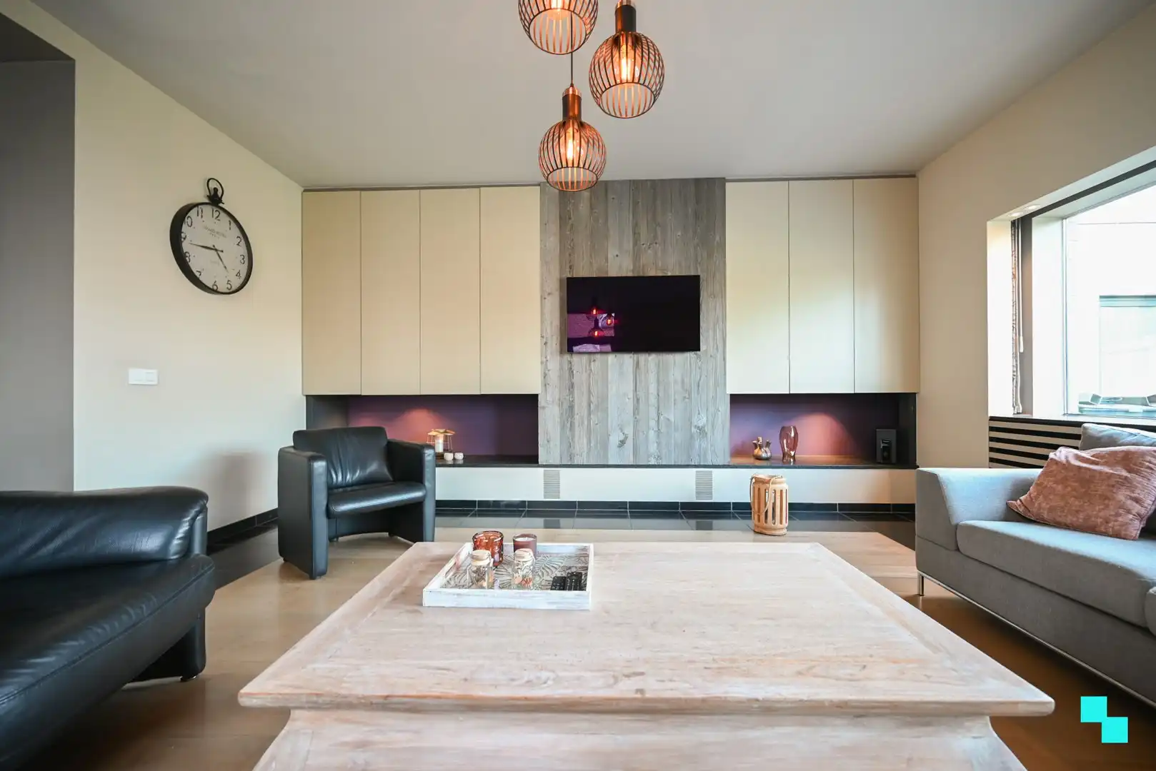 Karaktervolle woning met handelsruimte nabij het centrum van Izegem foto 10