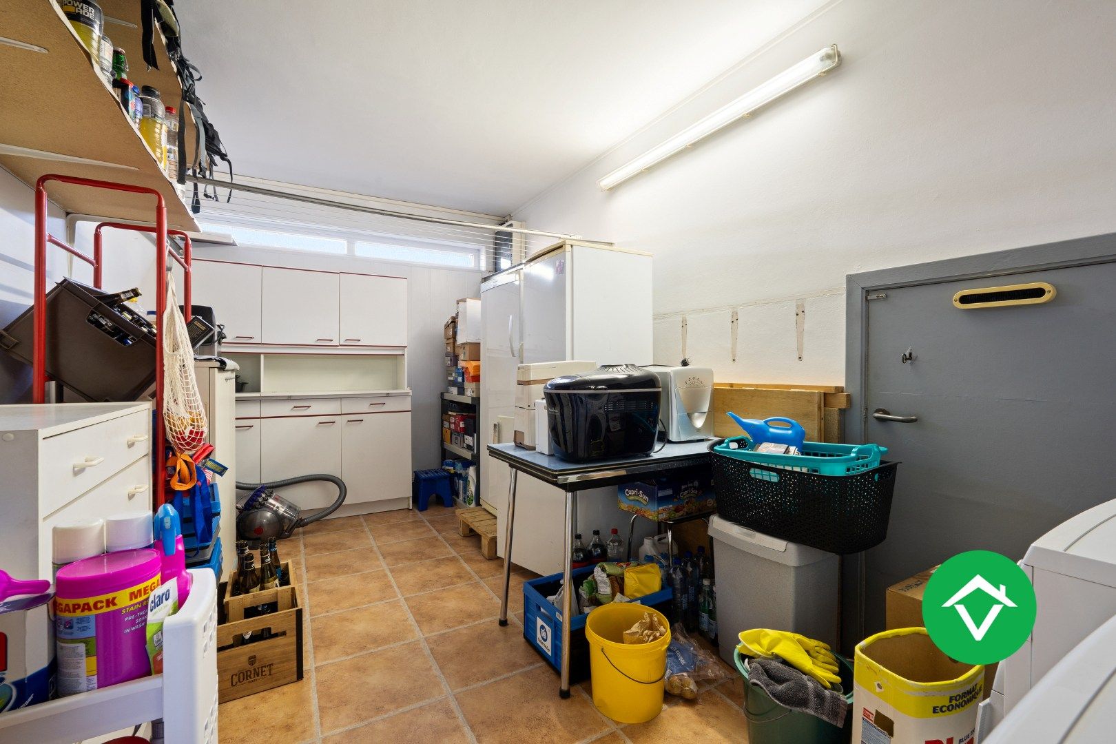 Gezinswoning met 4 slaapkamers  in rustige woonwijk te Roeselare foto 8