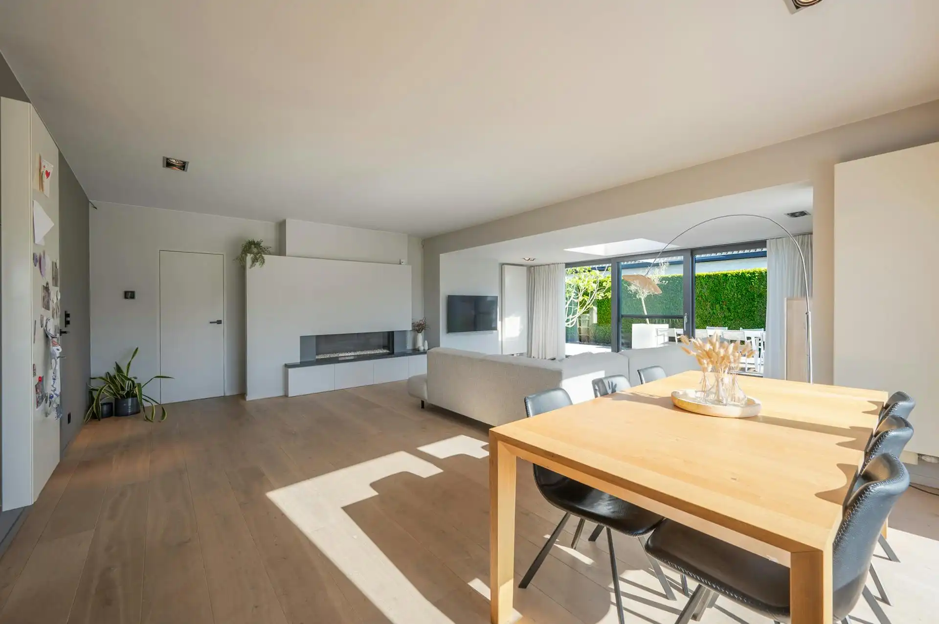 Huis met 4 slaapkamers en open zicht op groen vlakbij Brugge foto 9