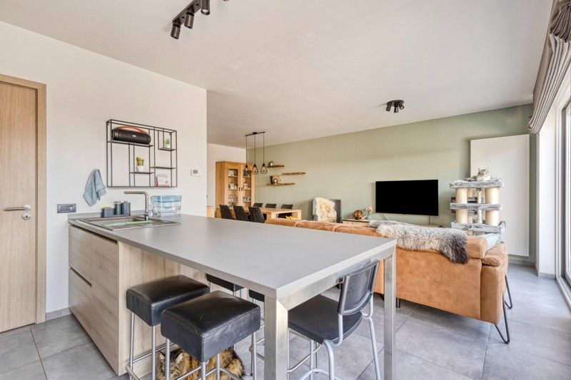 🏡 Gezellige woning met 4 slaapkamers én garage TE KOOP in Haspelstraat 17, te Sint-Eloois-Vijve! foto 9