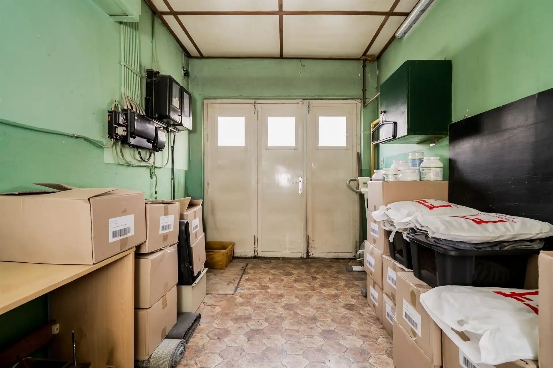 Te renoveren woning met 4 slpks en tuin. foto 14