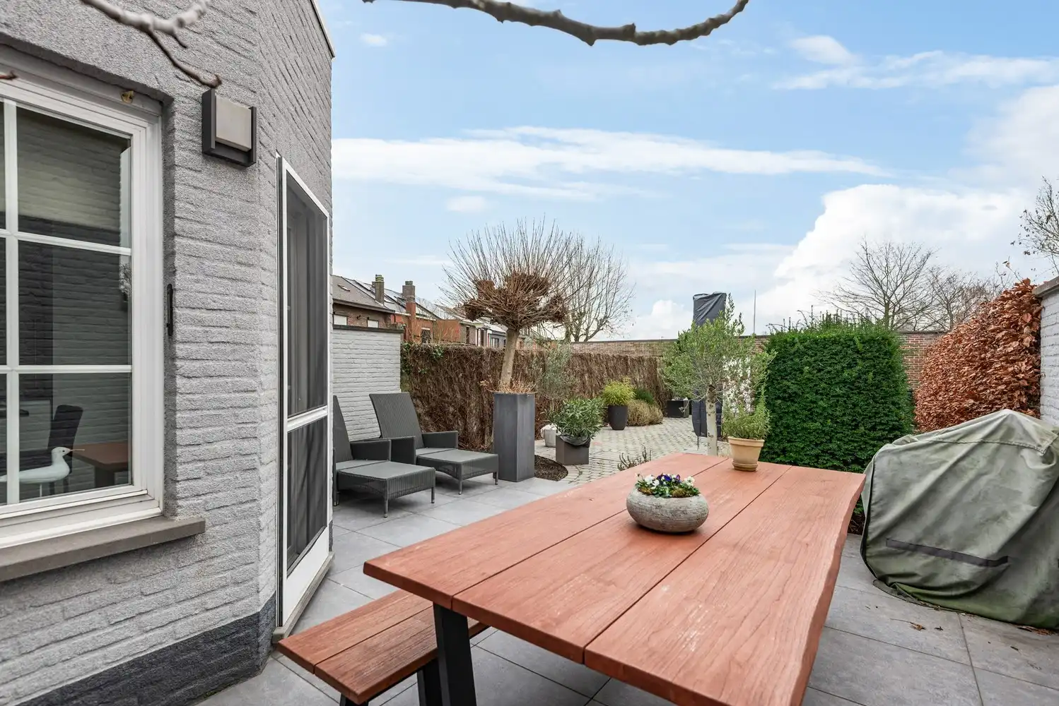 Verzorgde instapklare woning met 4 slaapkamers en ruime garage. foto 31