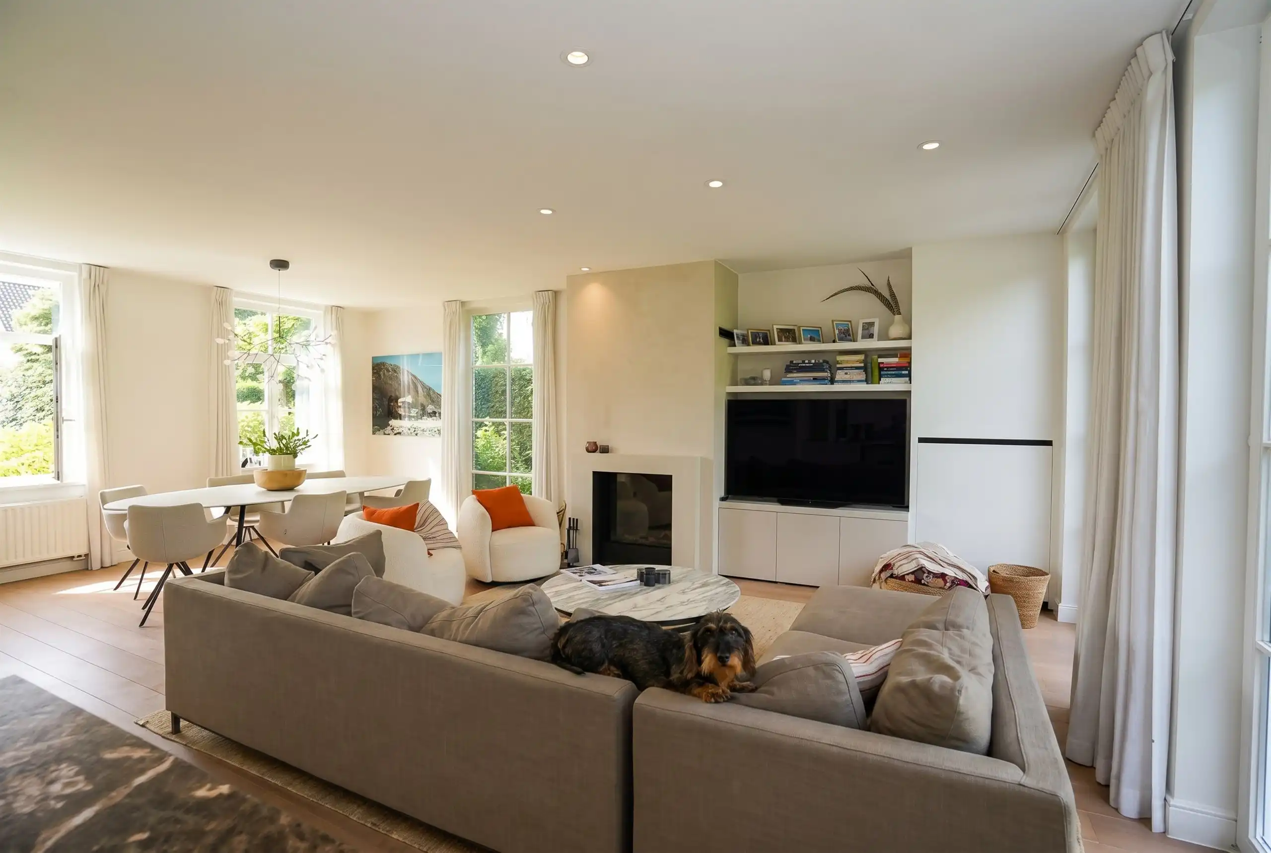 IN AANTOCHT!  Prachtige, alleenstaande  bijoux op 1.245 m²  foto 12