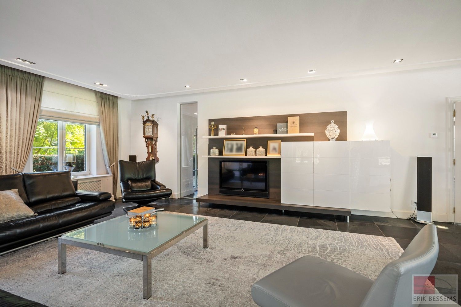 Exclusieve, luxueuze villa op toplocatie nabij Maastricht en de Euregio. foto 29