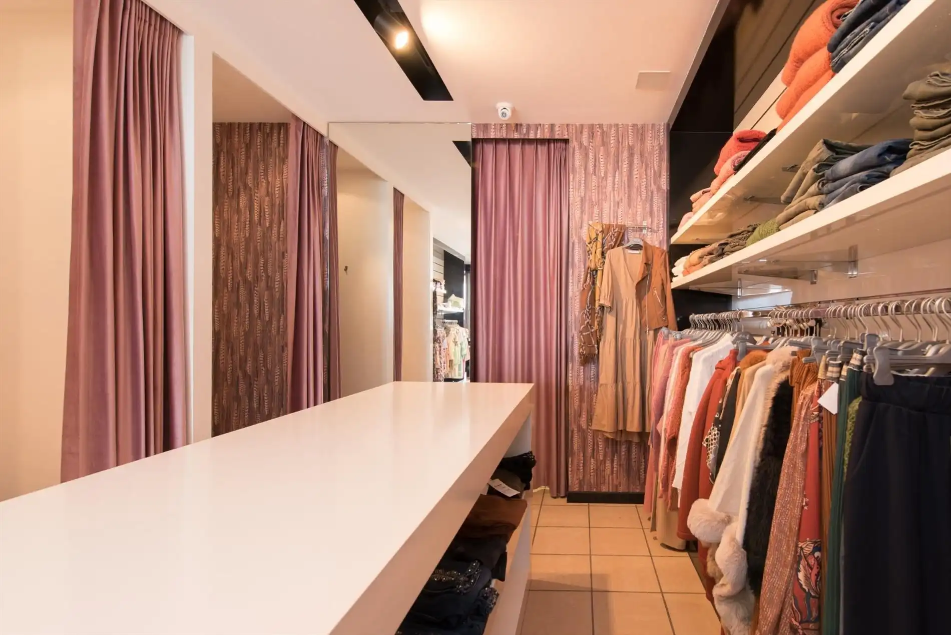 Handelspand op toplocatie zeedijk !!! foto 6