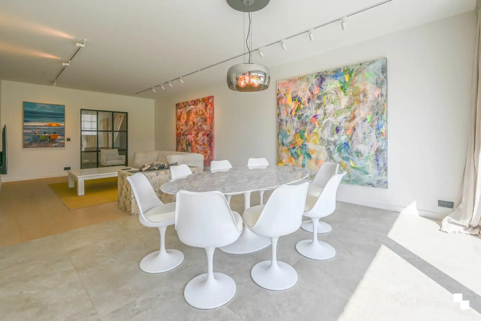 Gemeubelde high-end woning in rustige buurt in Waregem foto 7