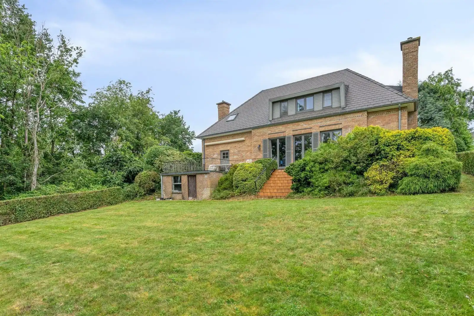 Villa met 3 slpks op een terrein van 13a93ca met een prachtig uitzicht foto 32