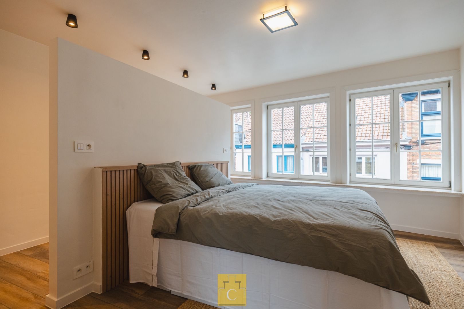 Volledig gerenoveerde stadswoning met tuin, garage en praktijkruimte foto 24