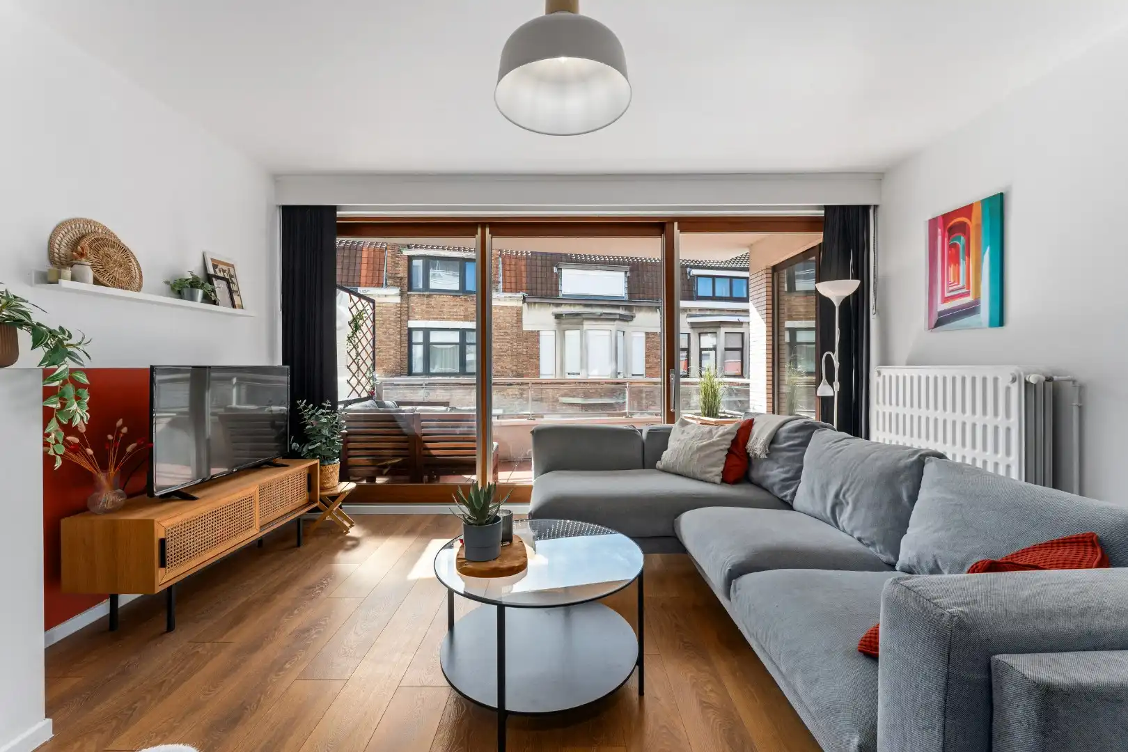 Appartement met 2 terrassen en een autostaanplaats foto 4
