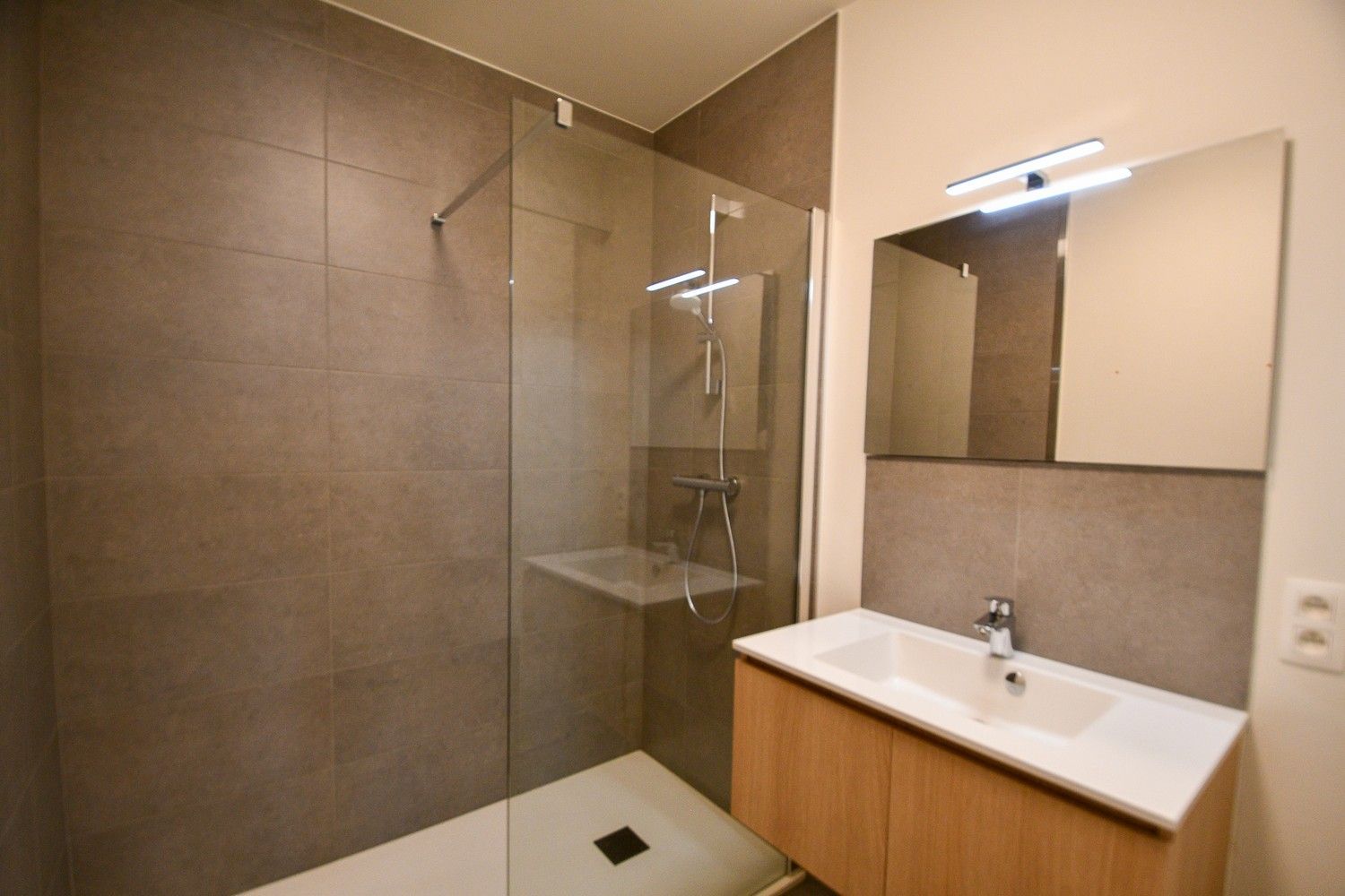 Recent lichtrijk appartement in het centrum foto 8