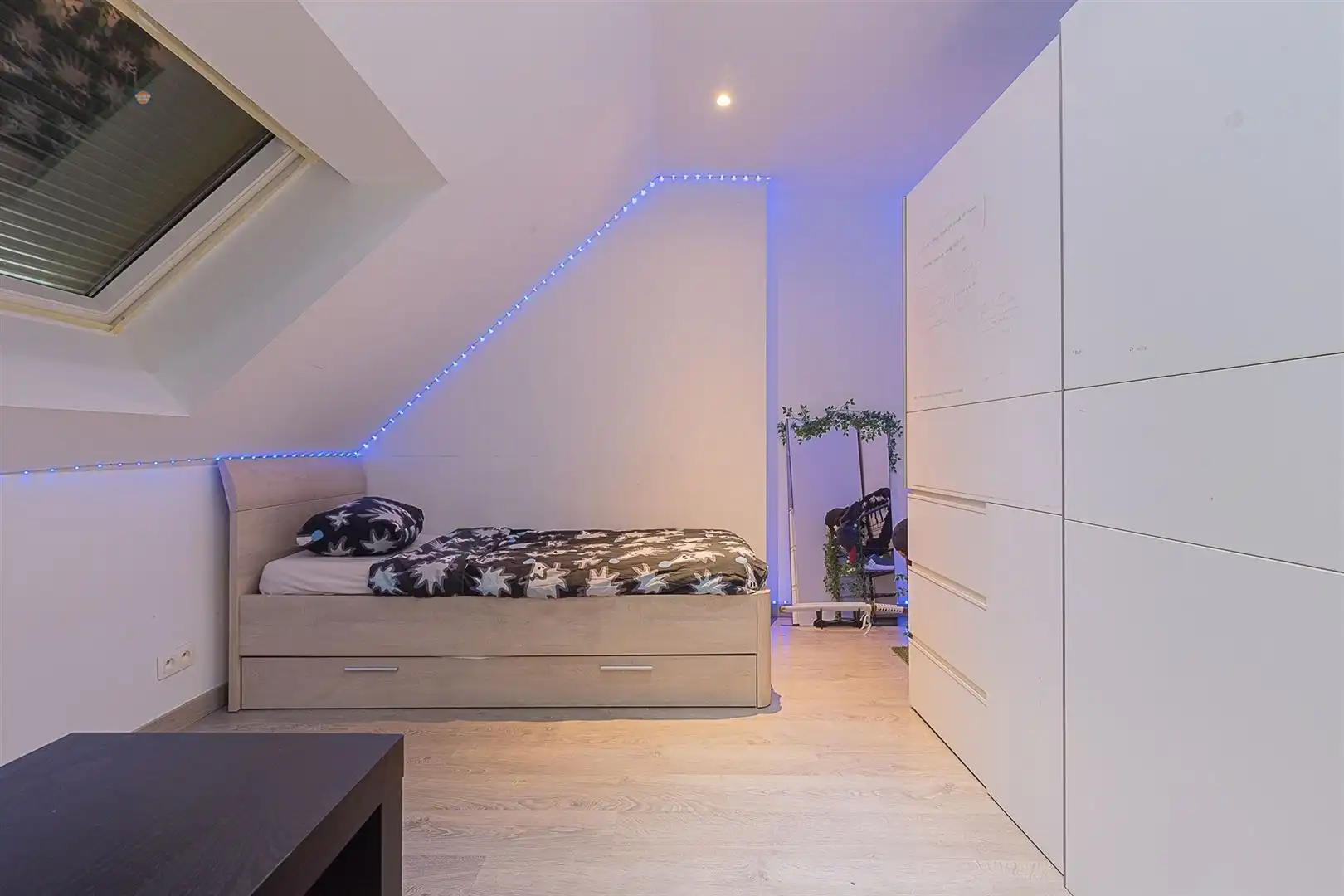 Gerenoveerde woning met 4 slaapkamers in Willebroek foto 18