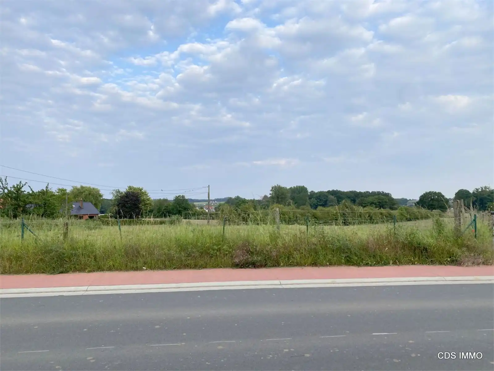 Villabouwgrond foto {{pictureIndex}}