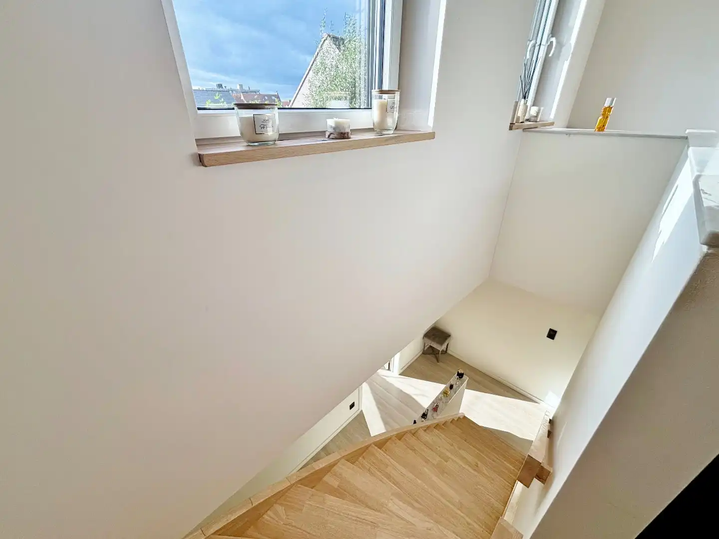 Recente instapklare gezinswoning met zonnige tuin op rustige centrale ligging. ( EPC: A ) foto 12