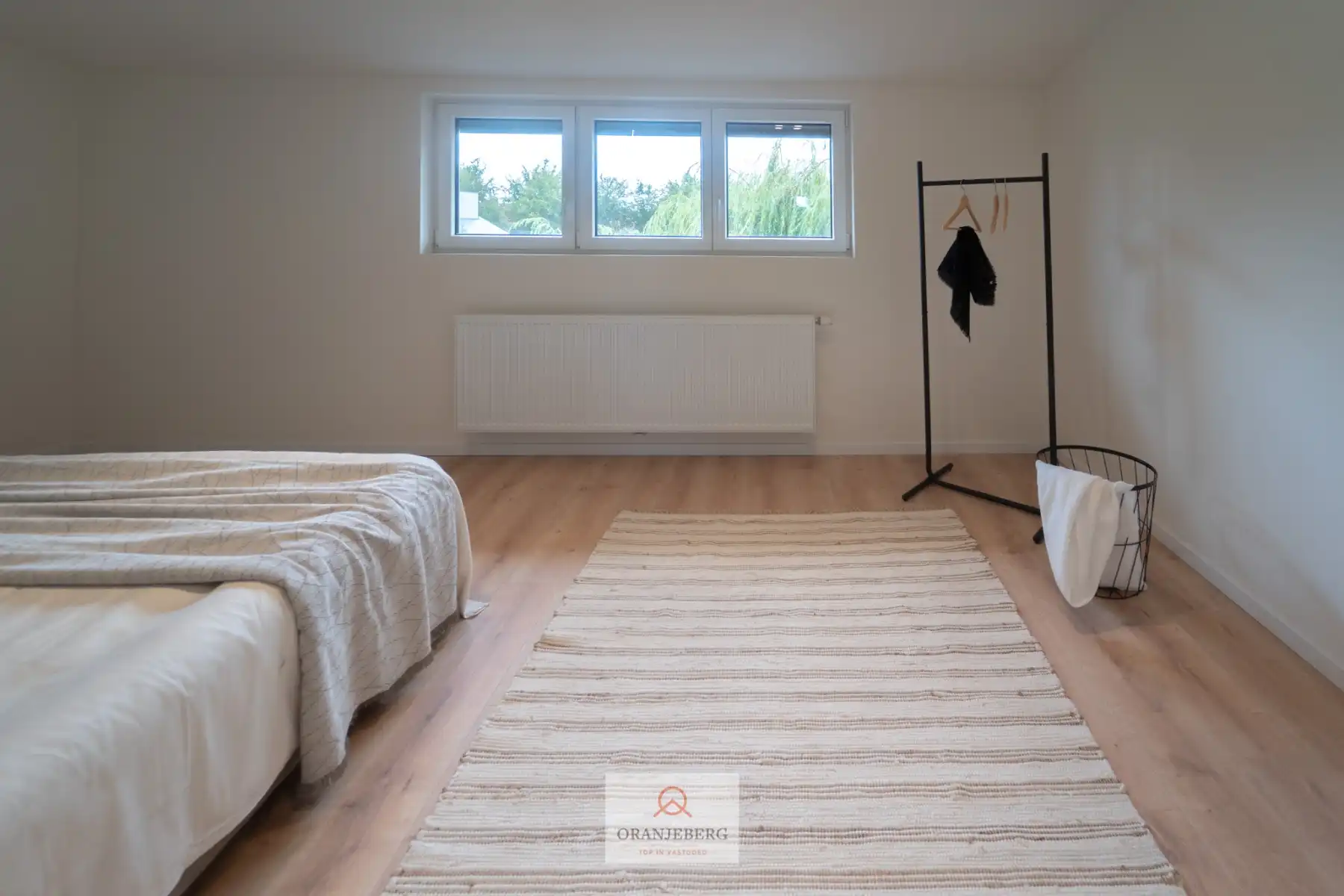 Uitmuntend gelegen gerenoveerde woning ! foto 32