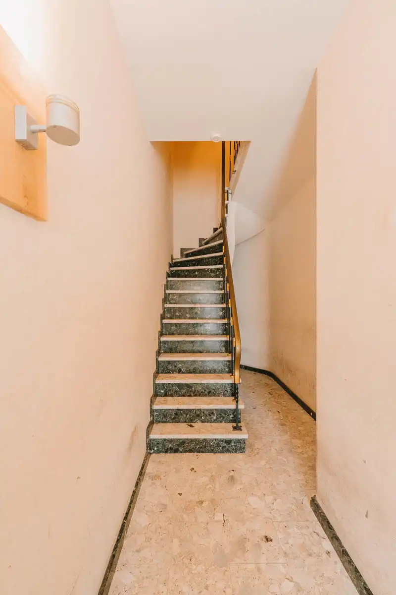 Ruim en lichtrijk Duplex-appartement met optionele garage. foto 3