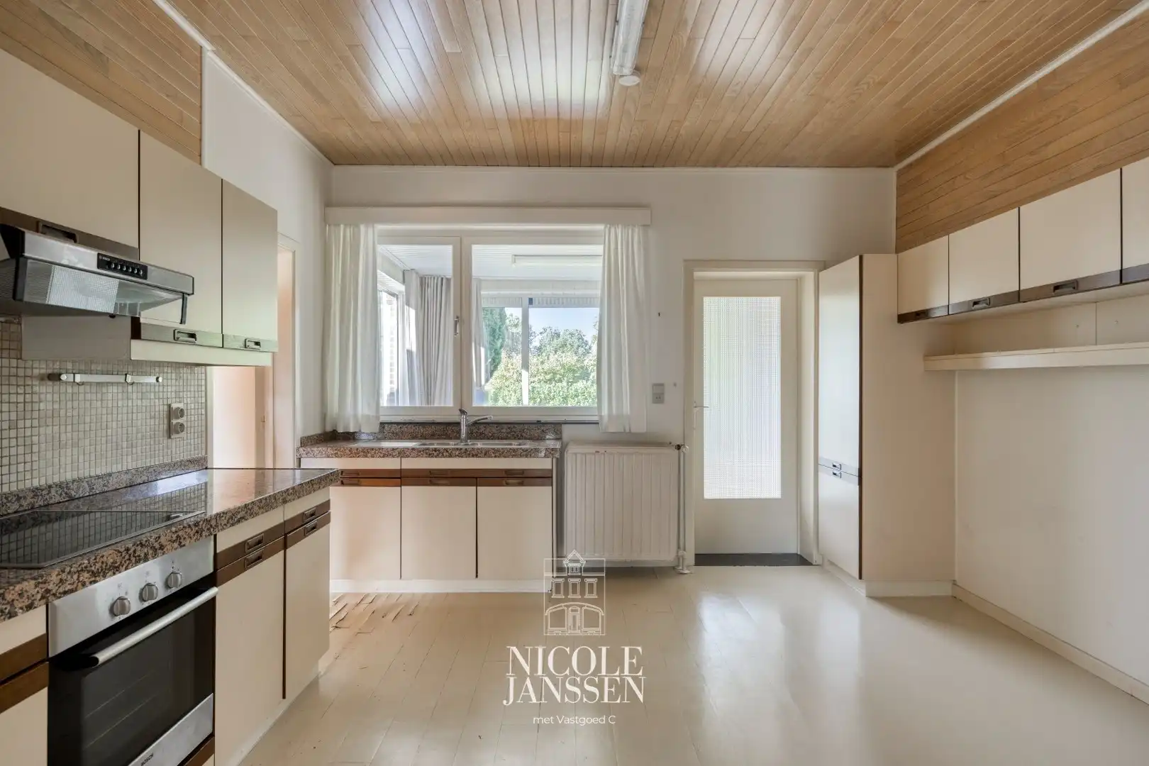 Split-level woning  foto 7