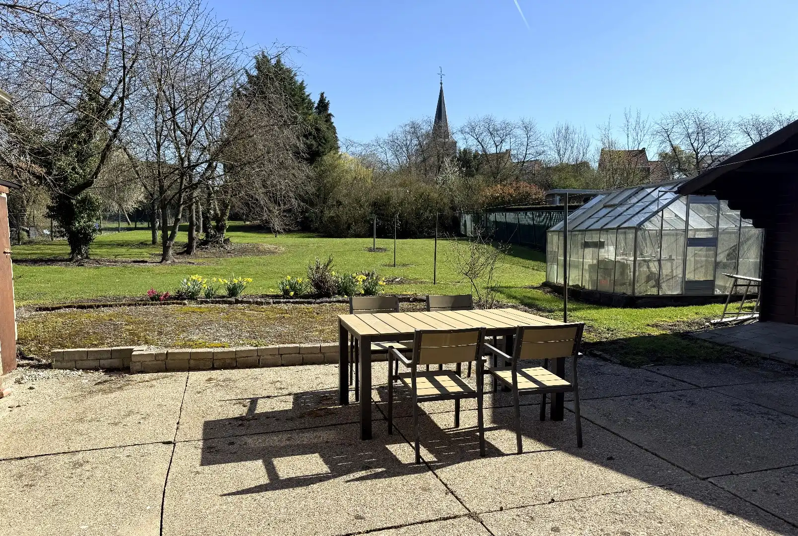 Rustig wonen tegenover het kasteel van Veulen,  en een eigen prachtige tuin/bouwgrond foto 25