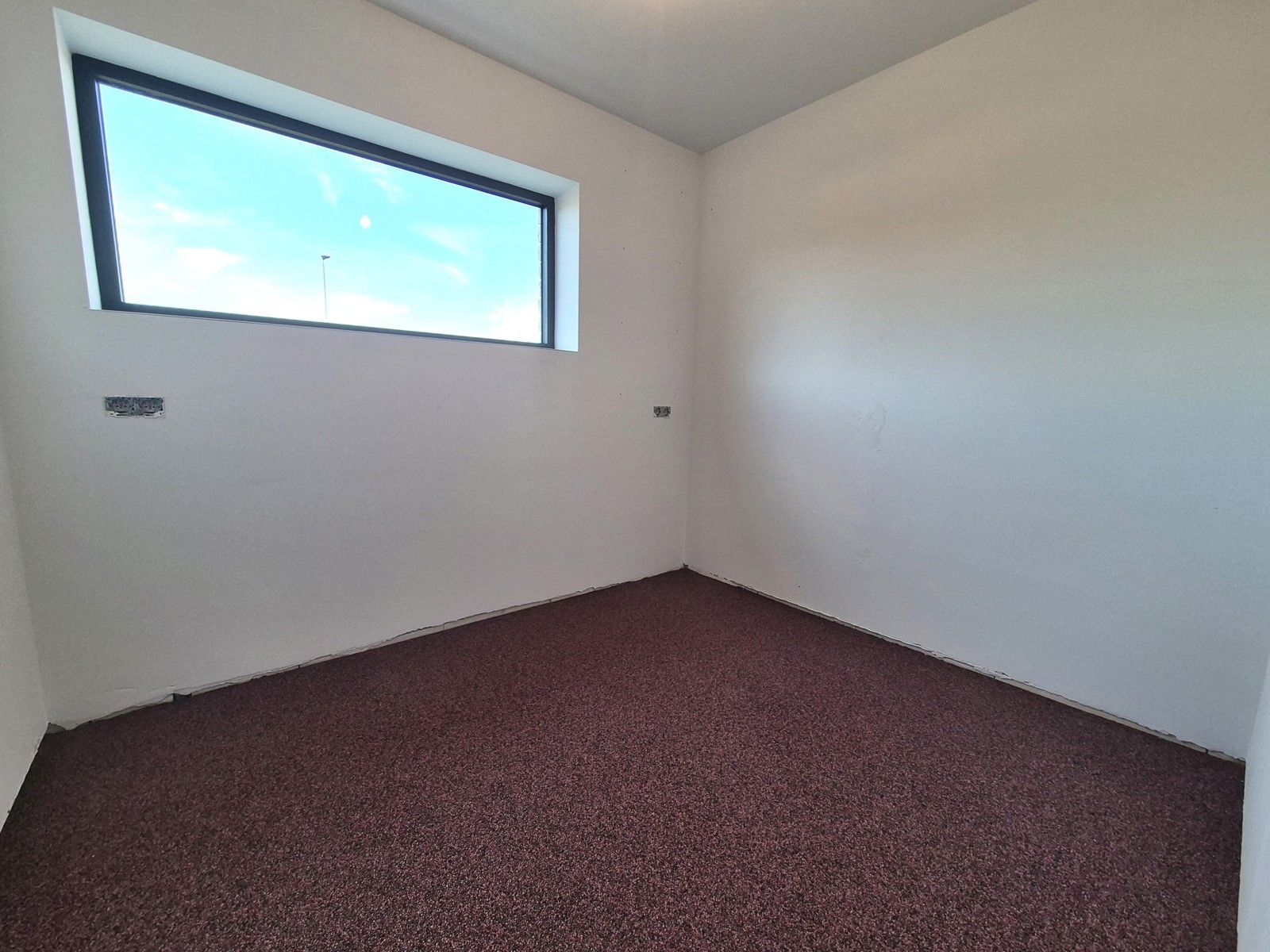 Recent, groot, praktisch + zuidgericht met prachtig uitzicht foto 17