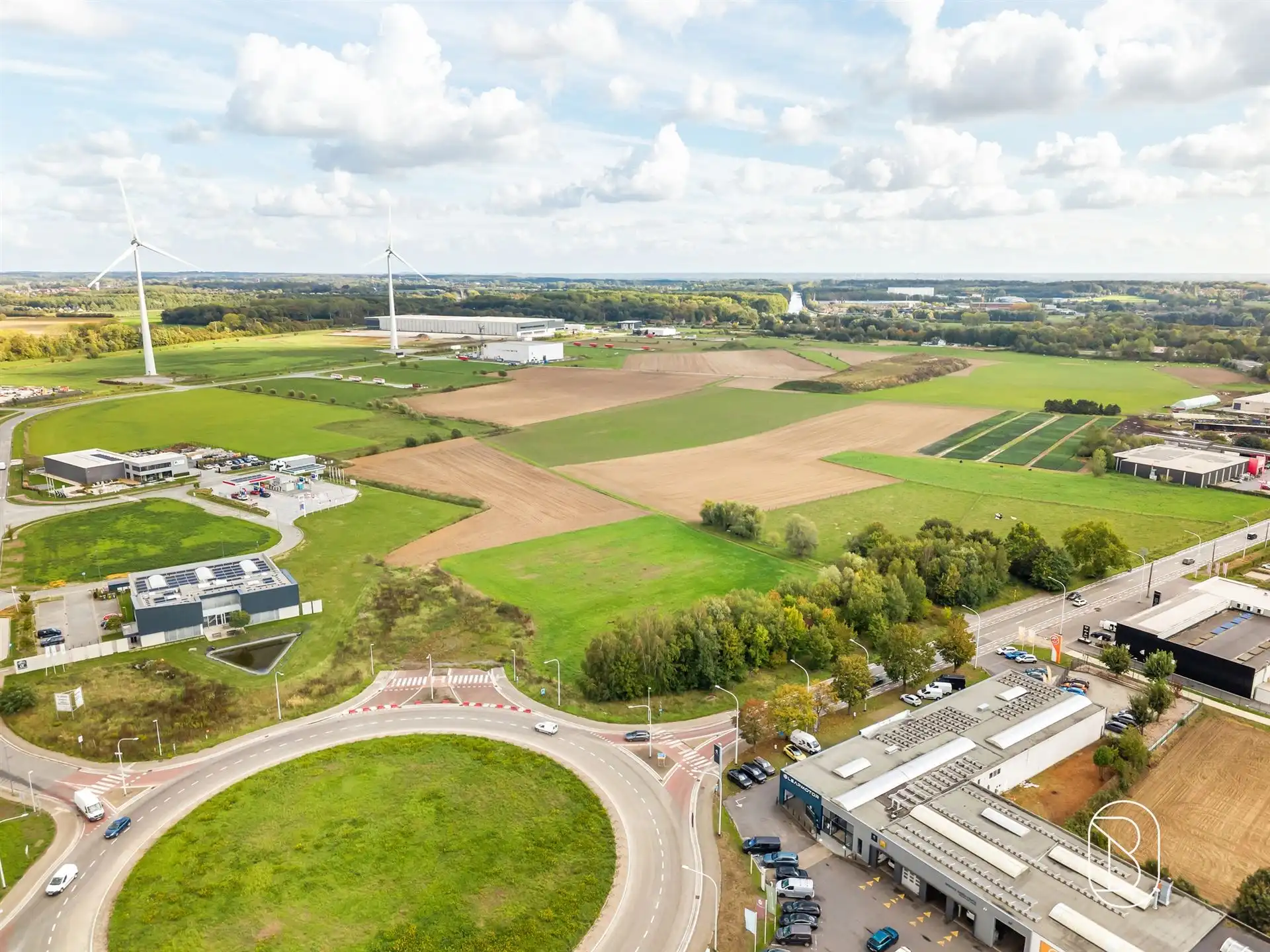  Industriegrond van 3.729 m² in Péruwelz foto 5