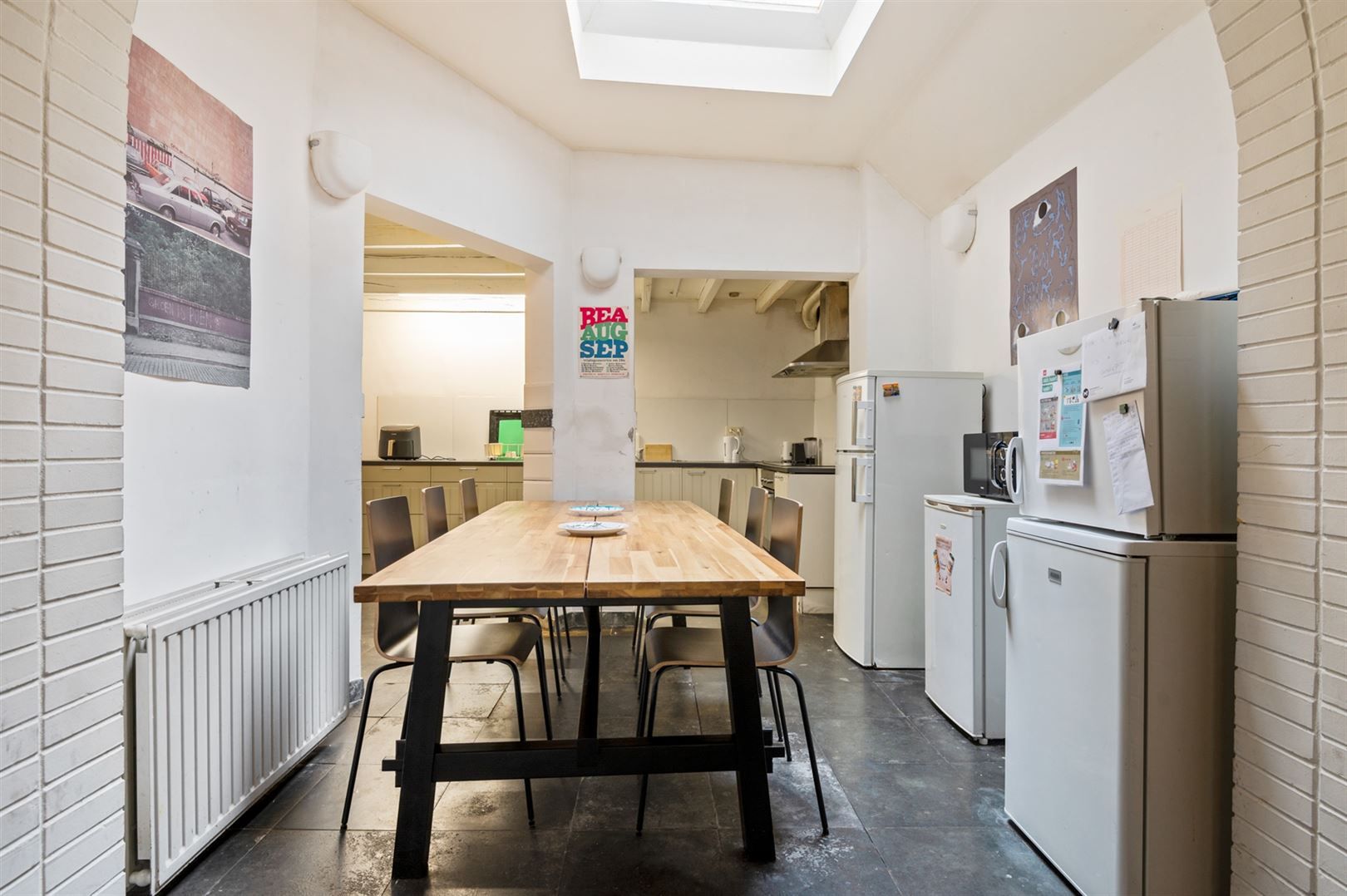 Ruime herenwoning (6 slaapkamers) aan het hippe Borgerhout  foto 5