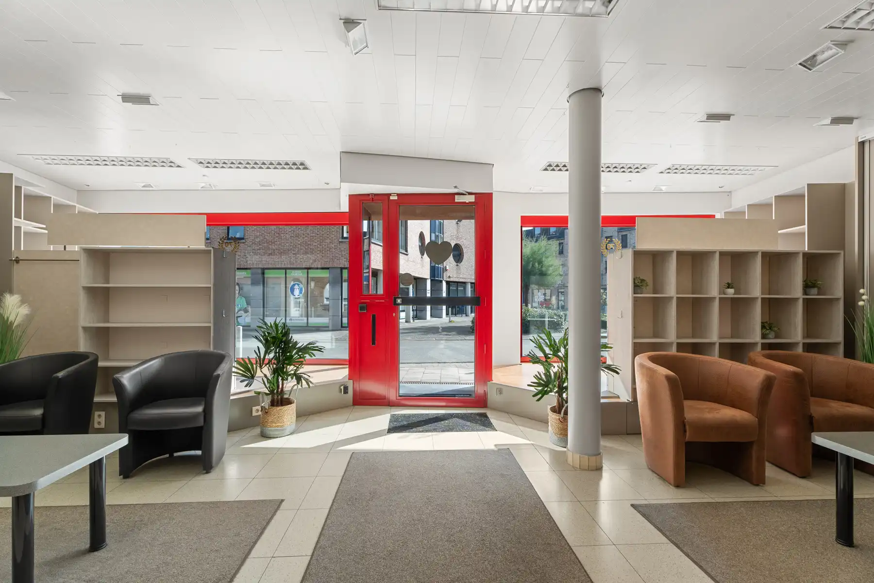 Commercieel pand op een goede locatie foto 2