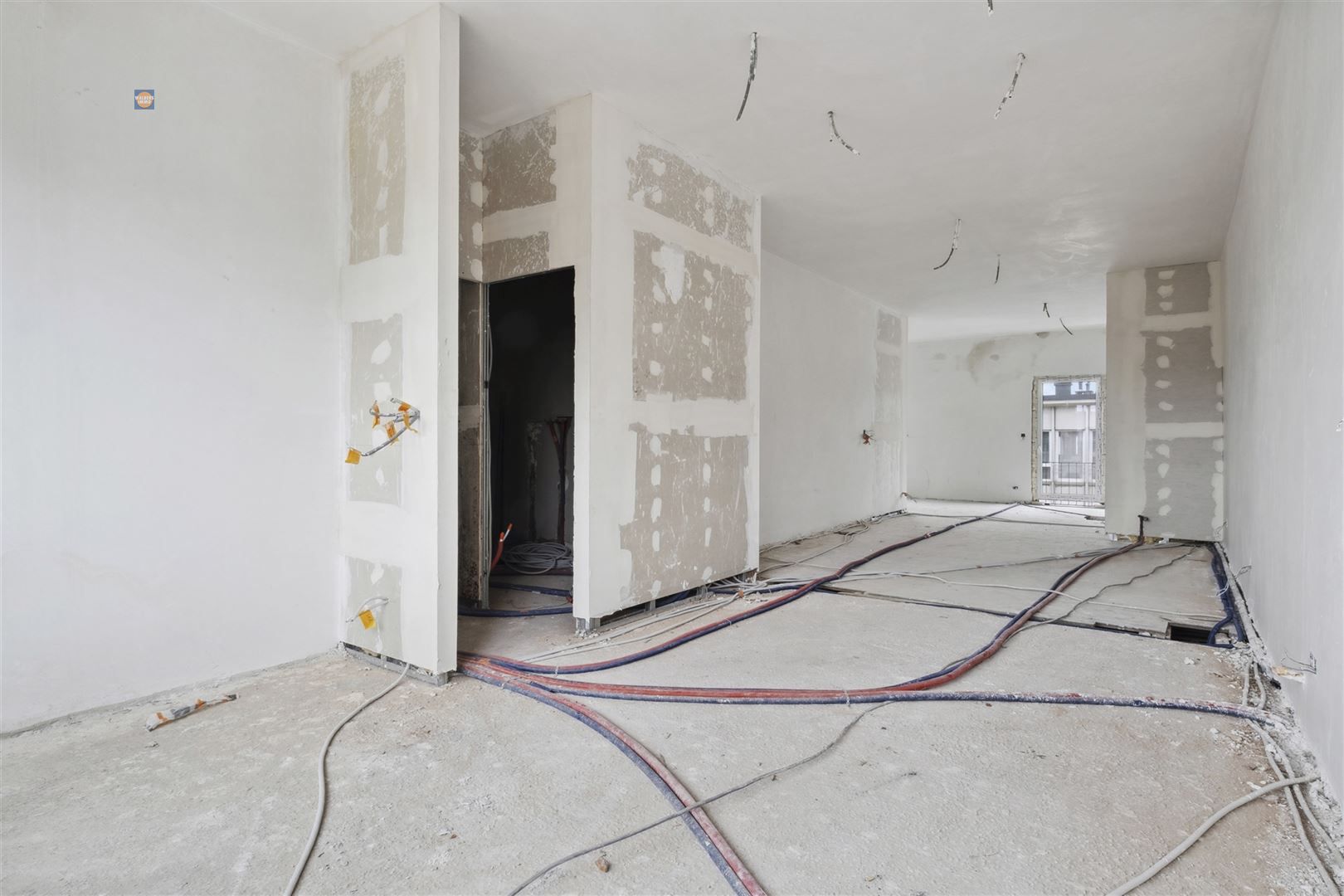 Stijlvol gerenoveerd duplex-appartement op centrale ligging foto 8