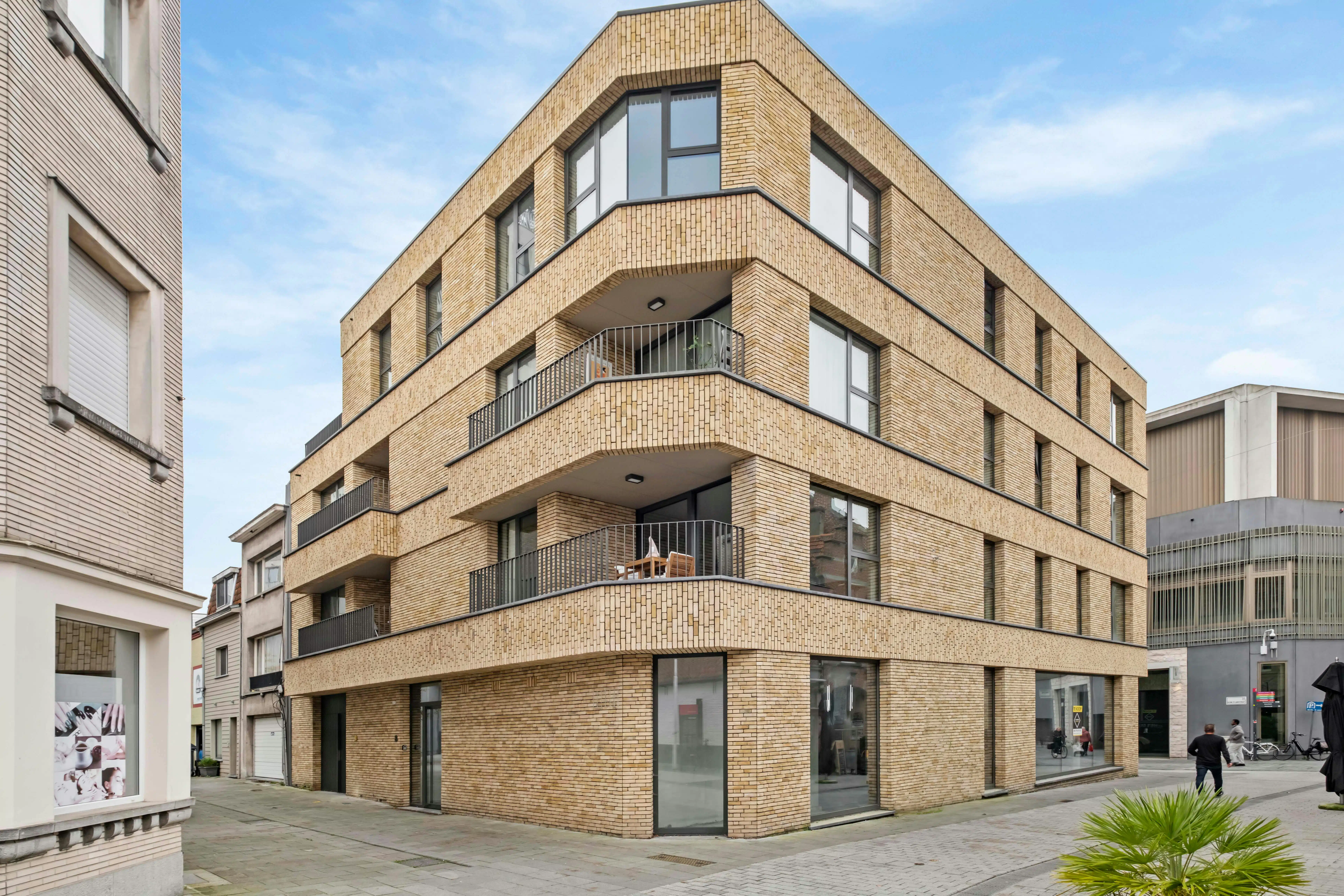  Instapklaar appartement te koop in het centrum van Kortrijk foto 9