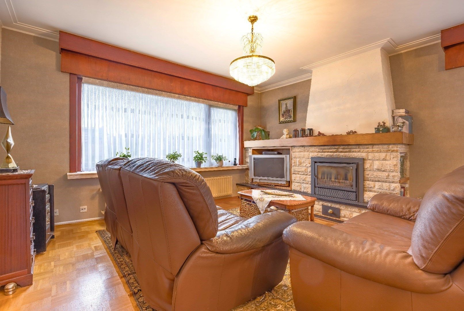 Villa met potentieel in een rustige residentiële wijk foto 4
